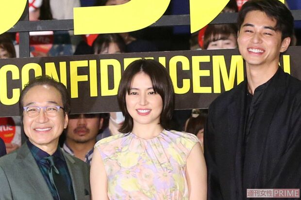 『コンフィデンスマンJP』（左から）小日向文世、長澤まさみ、東出昌大