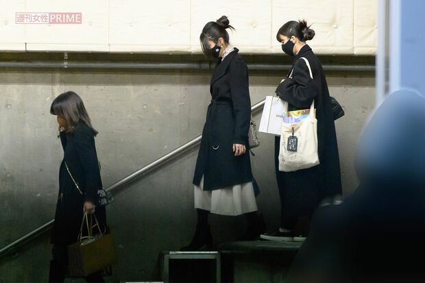 2021年1月3日、Cocomiの“オケデビュー”に付き添った工藤静香とKoki,