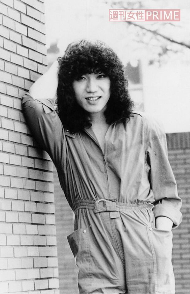 デビューしたてのころのコロッケ。その当時には珍しい、メイクをしていることも話題となった