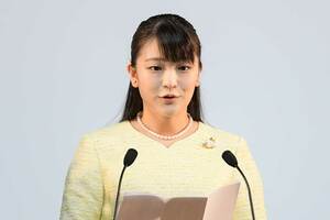 5月23日、全国都市緑化祭式典でお言葉を述べられる眞子さま