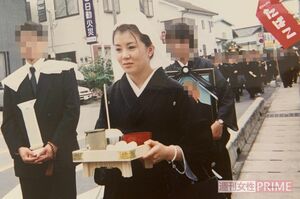 初婚のとき、義父に強制的に作らされた家紋入りの喪服は葬式の際に着て、地域を練り歩いた