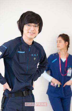 成田凌、新木優子　撮影／伊藤和幸