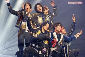 舞台『少年たち』に出演する美 少年（2022年）