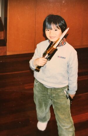 インタビュー中に塩野瑛久が語っていた、女の子に間違われたことがあるころの写真