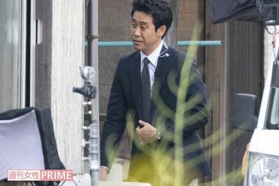 日曜劇場「ラストマン」の撮影を行う大泉洋