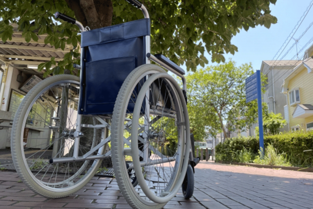 人手不足が深刻な業界。給与を上げ、すぐにも業界を変革できる人間が必要だが……