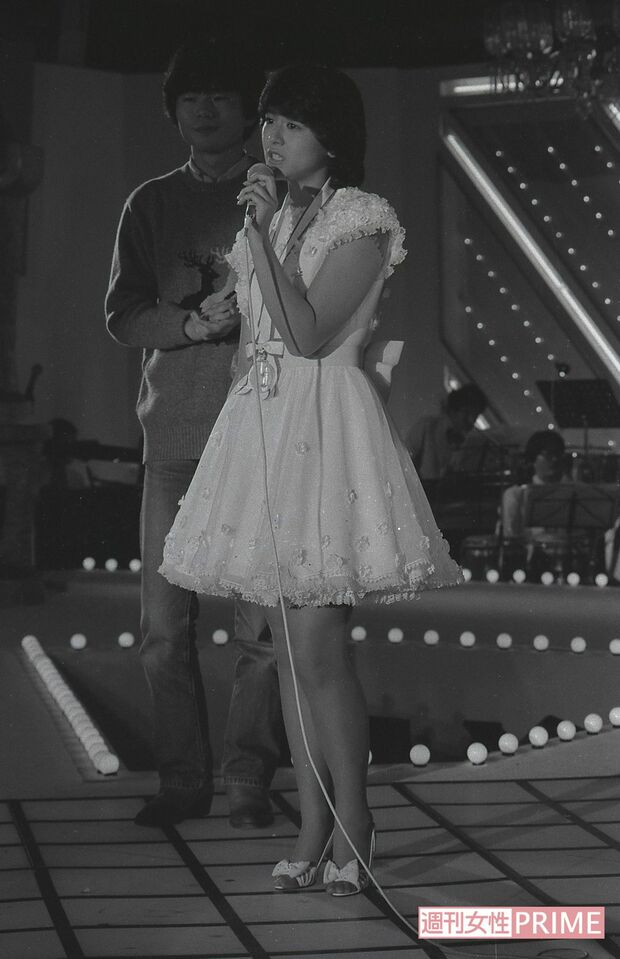 デビュー当初の小泉今日子