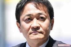 国民民主党の玉木雄一郎代表の“タブレット提案”に怒号のヤジ…SNSで「小学校以下」と批判殺到の国会マナー
