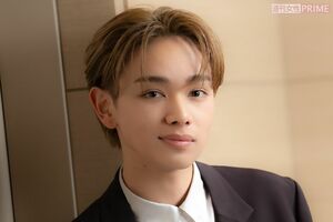 宮世琉弥　撮影／伊藤和幸　ヘアメイク／礒野亜加梨　スタイリスト／徳永貴士（SOT）