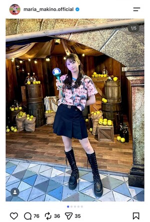 新庄の顔だらけTシャツを着用して『Mrs.GREENAPPLE』のライブに行った『元モー娘。』の牧野真莉愛(本人のインスタグラムより)