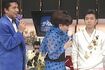 『ザ・ベストテン』の常連だった藤井フミヤと司会の小西博之、黒柳徹子