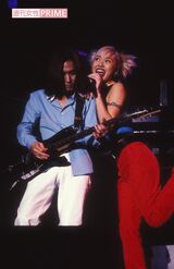 globeで活躍していた頃の小室哲哉とKEIKO