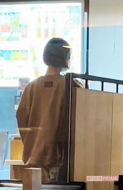 2021年11月中旬の夕方ごろ、有吉弘行とデートしていた夏目三久