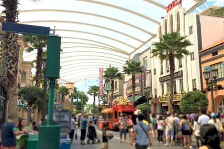 3日目はシンガポールのリゾート地としても名高いセントーサ島を見学