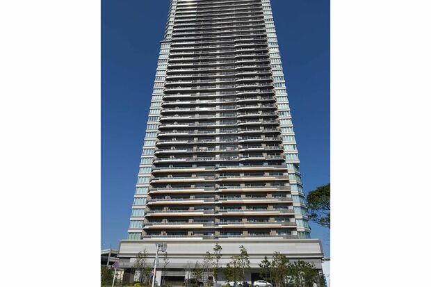 転落事故が起きた千葉県美浜区の高級タワーマンション