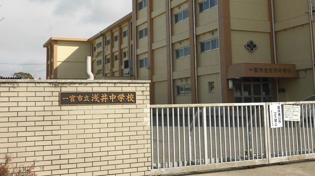 勇樹くんが通っていた中学校の生徒からは友人の死を悲しむ声が