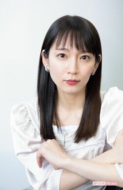 吉岡里帆 母親になった友達に久々に会うと 急に置いていかれた気分になる 週刊女性prime