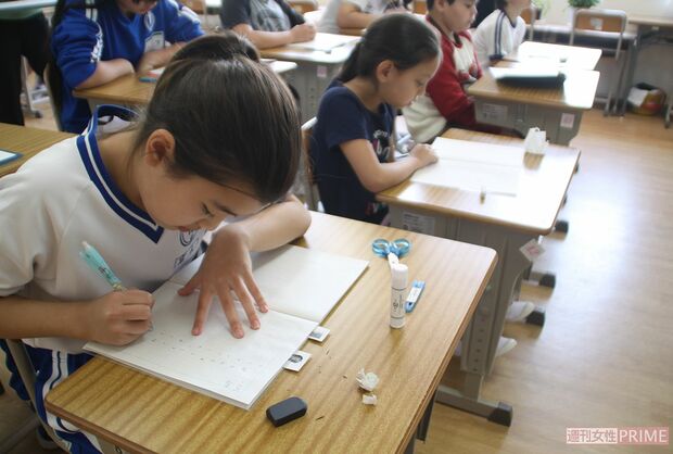 母国出身者を含む先生たちのもと、熱心に学ぶ子どもたちが多い