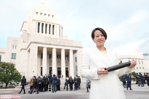国会に初登院した藤田ひかる氏