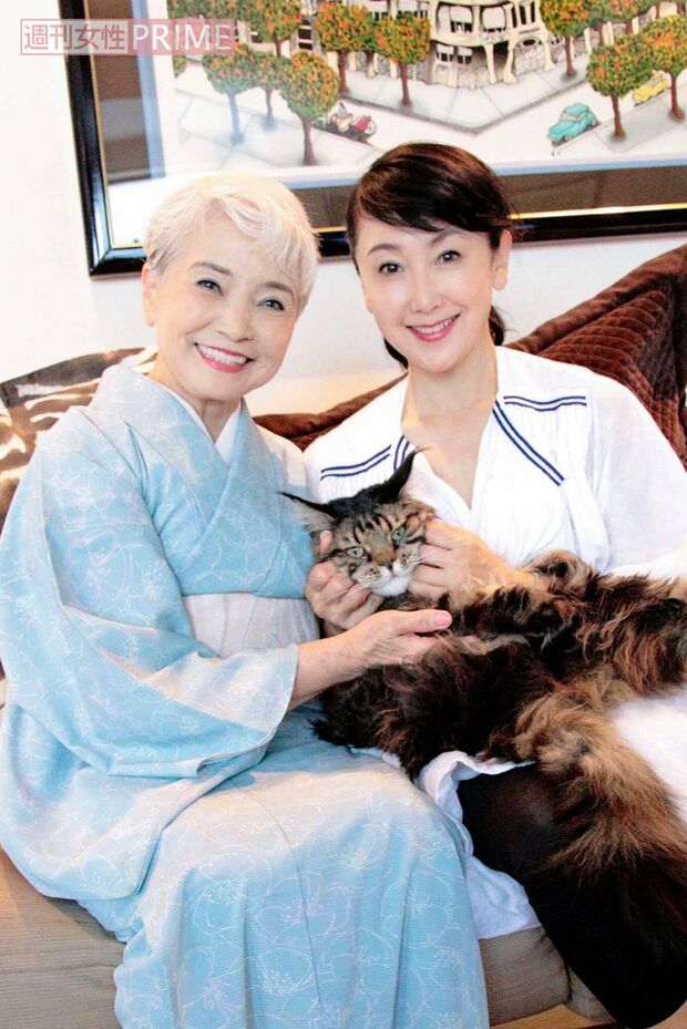 母・英子さんはカウンセリングで「世間体という鎧を着てた自分が吹き飛びました」と語った