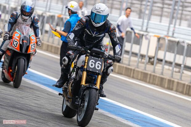 2025年に開催された「クラブマンロードレース」に出走した長瀬智也