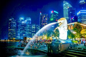 「英語の大事さを教えたいなら、港区に多い各国大使館にでも協力を求めればよいのに」（Aさん）