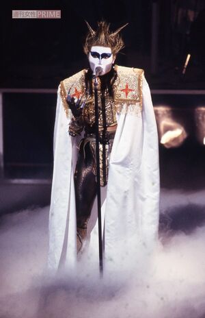 1989年、NHK紅白歌合戦に出場した聖飢魔II・デーモン閣下