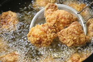 人気のからあげですが、食べすぎには注意です