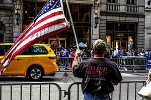 大統領支持者の集会。共和党の候補で、根強い支持を誇るトランプ前大統領が返り咲く。世界にどんな影響をもたらすのか注目される