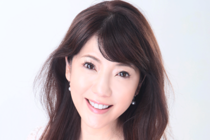 飯塚かこさん（62）