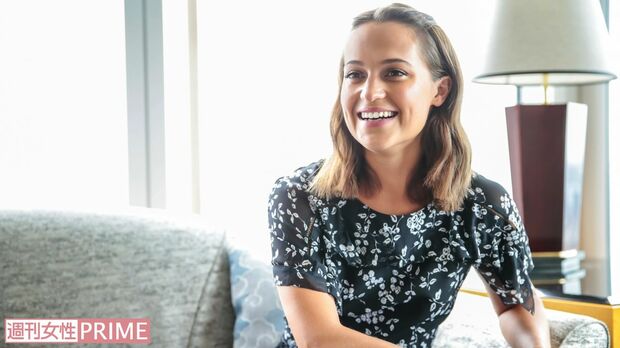 アリシア・ヴィキャンデル　撮影／佐藤靖彦