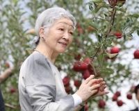 美智子さまが楽しみにしているご養蚕と鈴虫の音色 | 週刊女性PRIME