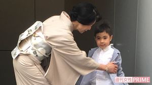 寺島しのぶの英才教育 4歳長男は3か国語をしゃべる歌舞伎界初のハーフ役者 週刊女性prime