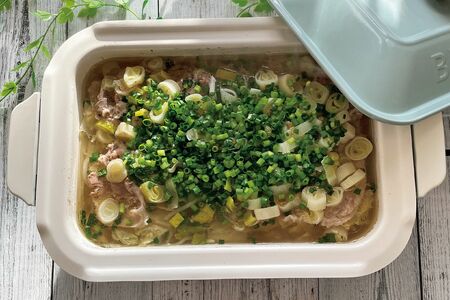 豚肉と白菜のねぎまみれ鍋