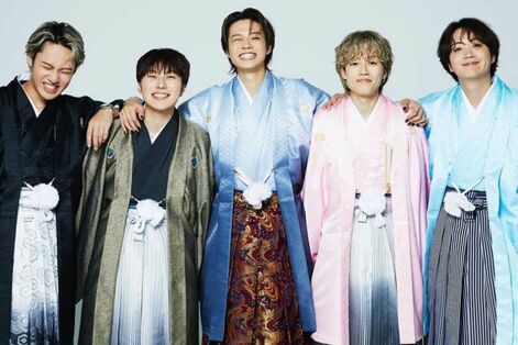 YouTuber『コムドット』ひゅうがの“喫煙しながら運転”に「俺かっけーって思ってそう」ネットから辛辣声