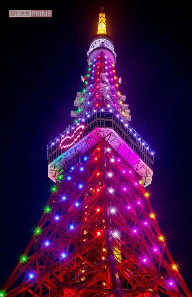 2020年12月28日にライトアップされた“SMAP使用”の東京タワー/撮影・北村史成
