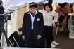 舞台に上がる直前の『南海キャンディーズ』役の森本慎太郎と富田望生