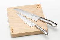 初代”和の鉄人”プロデュース「ろく刀」「ろく板」を孫がレビュー!お気に入りは“牛刀”と“ばっこう柳 …