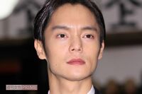 窪田正孝が水川あさみと訪れる3000円銭湯! “サウナガチ勢”夫婦がおくる「ととのいの日々」