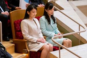 3月24日にコンサートを鑑賞されたおふたり。佳子さまは眞子さまのご結婚を応援中？