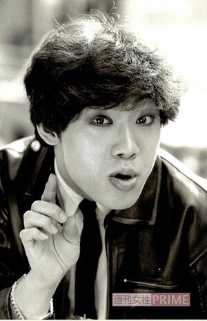 デビューしたてのころのコロッケ。その当時には珍しい、メイクをしていることも話題となった