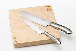 道場六三郎さんプロデュース「ろく刀」と「ろく板」