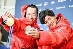 ビッグエアでは、男子は五輪初出場の木村、女子は前回大会で銅の村瀬が、この種目で日本初の金を獲得。男子では木俣が銀に輝き、木村と表彰台ワン・ツー独占という快挙となった　撮影／JMPA