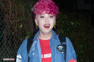 '19年3月、直撃取材に驚きの表情を浮かべるぺえ