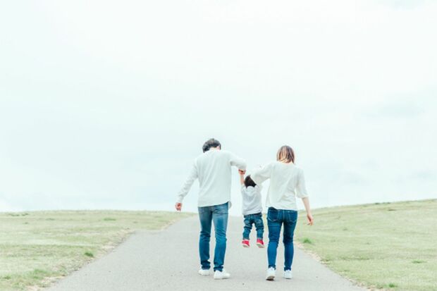 育休とは男性が育児を手伝うのではなく、夫婦で子育てするためのもの