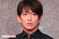 木村拓哉参加の『信長まつり』終了後、“座っただけ”のソファが「岐阜の新名所」に!立ち寄る店での神対応…