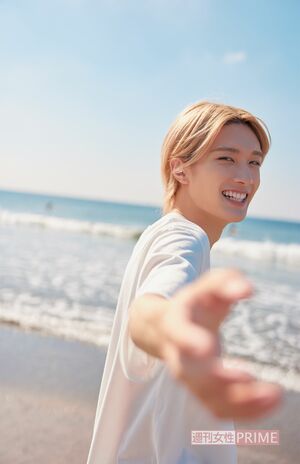 ファースト写真集『10ten』が発売中の山中柔太朗 (C)STARDUST PROMOTION Inc. (C)SHUFU TO SEIKATSU SHA ※画像をクリックするとAmazonの購入ページへジャンプします