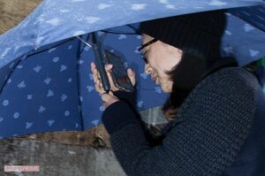 4月上旬、自宅マンションを出た岩崎恭子を直撃