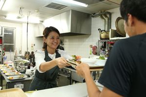 イニエスタ 大谷翔平もほっこり 美人寮母がひと皿に込めるアスリートへの熱き思い ニュース概要 週刊女性prime