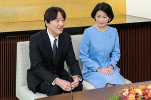 第一応接室は改修前、秋篠宮ご夫妻が会見に使われたことも(2017年撮影)